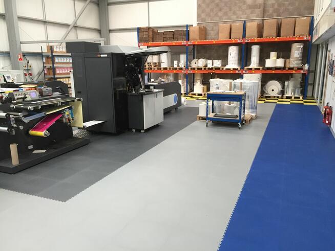 Odporna podłoga, puzzle, trwałe, niezniszczalne