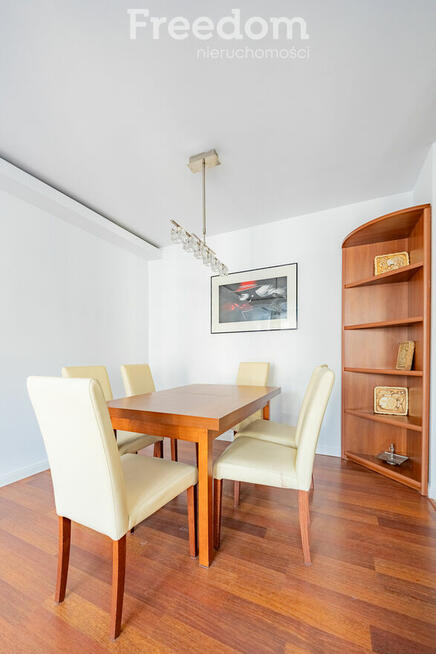 Dwupoziomowe Mieszkanie na Osiedlu Górnym w Pile