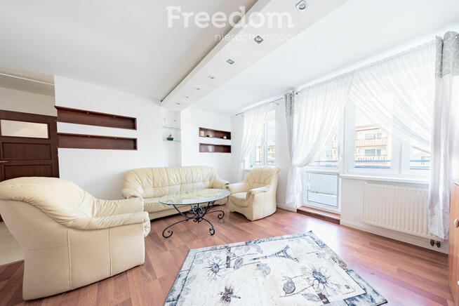 Dwupoziomowe Mieszkanie na Osiedlu Górnym w Pile