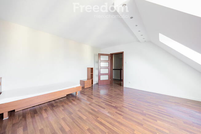 Dwupoziomowe Mieszkanie na Osiedlu Górnym w Pile