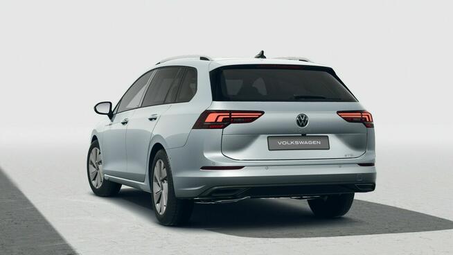 Volkswagen Golf Variant Life Plus 1.5 eTSI 150 KM DSG