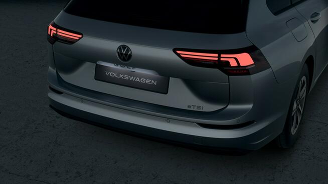 Volkswagen Golf Variant Life 1.5 eTSI 150 KM DSG