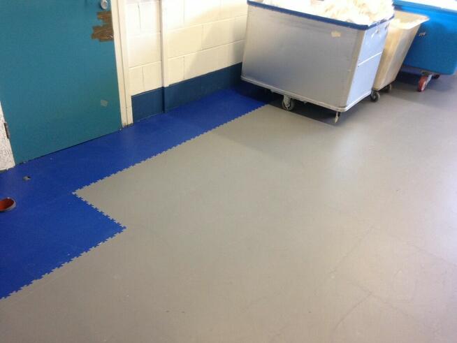 Odporna podłoga, puzzle, trwałe, niezniszczalne