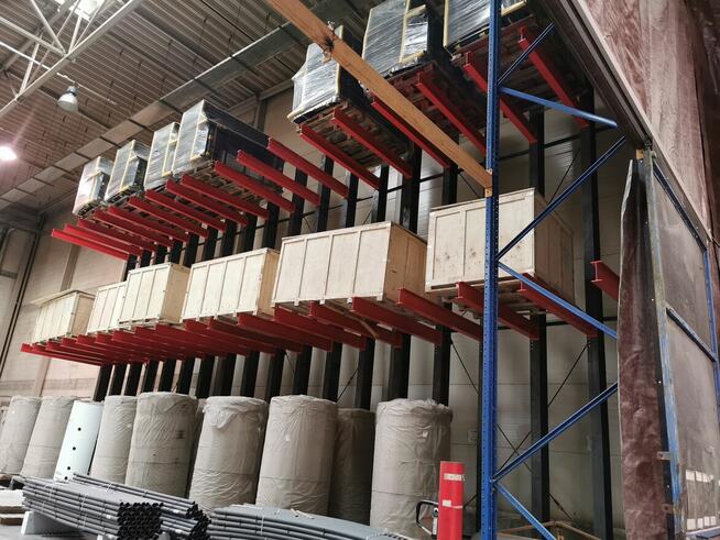 Syndyk sprzeda regał magazynowy - 40%