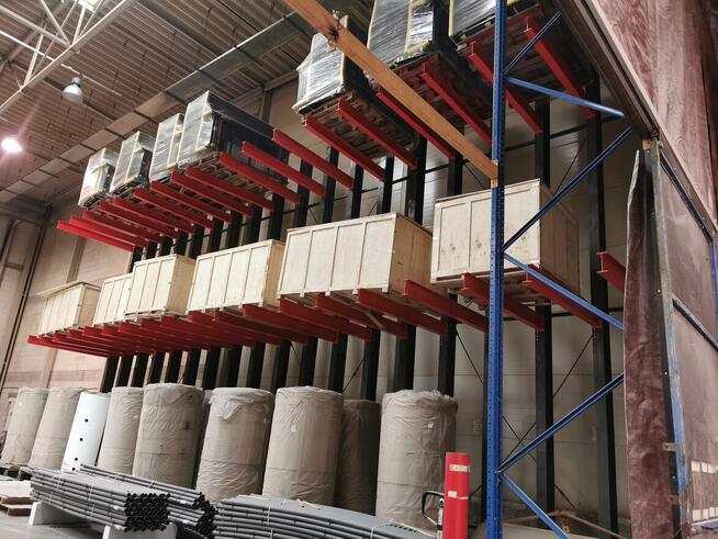 Syndyk sprzeda regał magazynowy - 40%