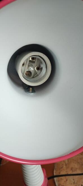 Różowa lampka biurkowa dla dzieci - z żarówką