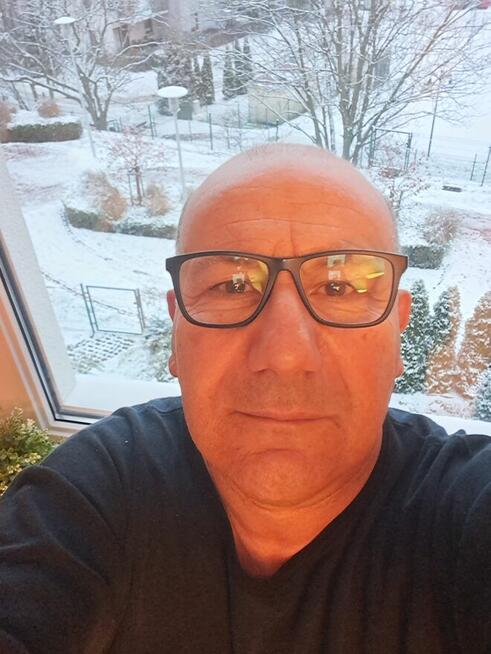 Poszukuję pary lub kobiety lubiącej kuchnię włoską