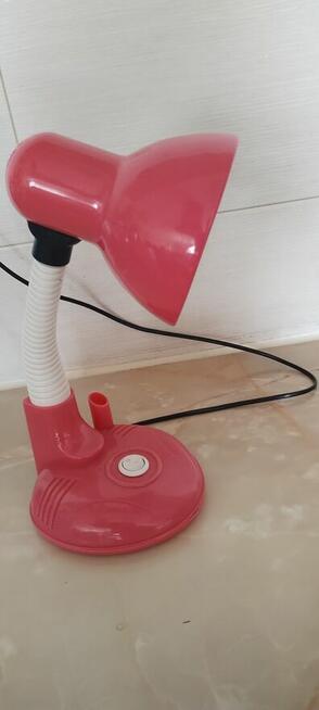 Różowa lampka biurkowa dla dzieci - z żarówką