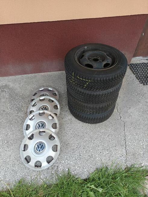 Kola Volkswagen 13 cali 4x100 opony zimowe Debica 23rok 155