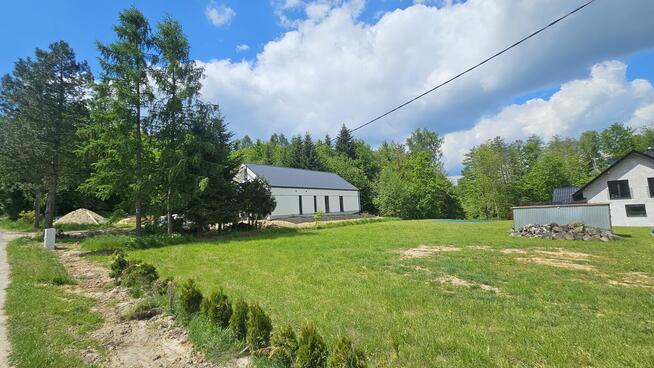 Nowoczesny dom parterowy 115m2 na działce z lasem