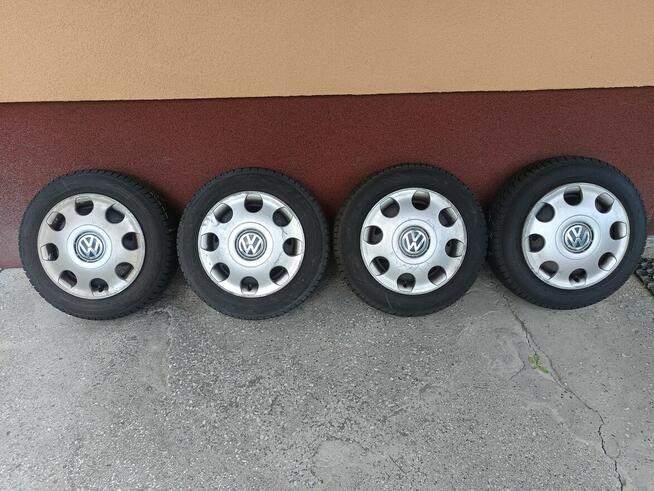 Kola Volkswagen 13 cali 4x100 opony zimowe Debica 23rok 155