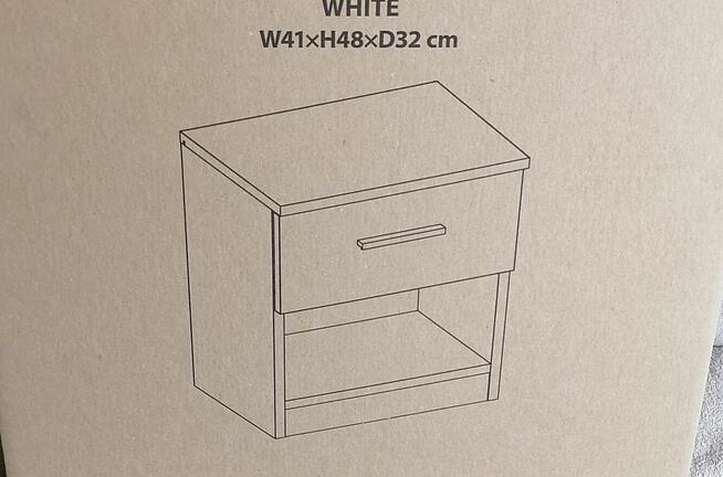 Sprzedam Nową Nocną Szafeczke