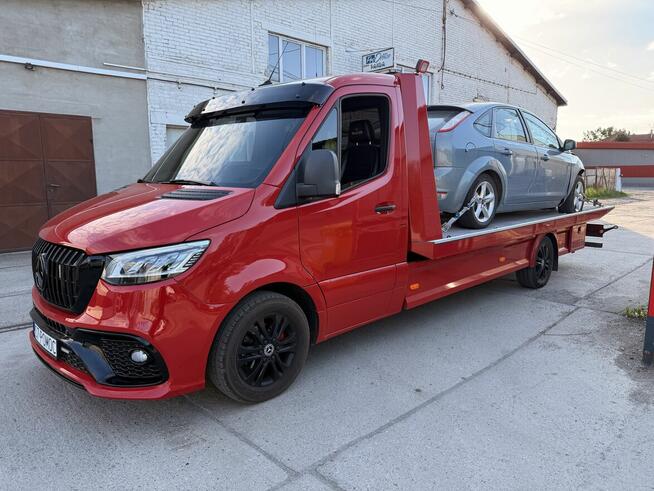 Laweta Holowanie Autostrada A4 Transport maszyn pomocdrogowa
