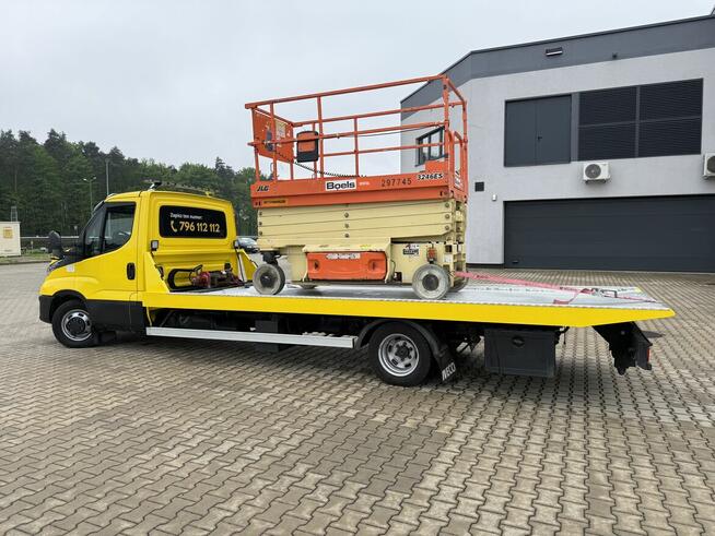 Laweta Holowanie Autostrada A4 Transport maszyn pomocdrogowa