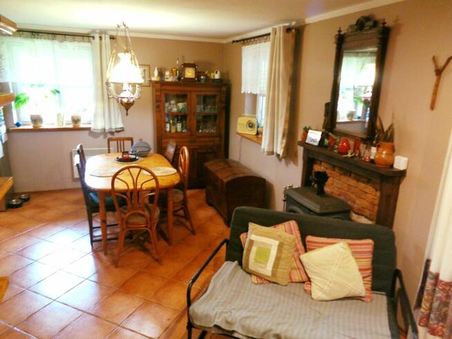 Klimatyczna Posiadłość z domkiem i stawem