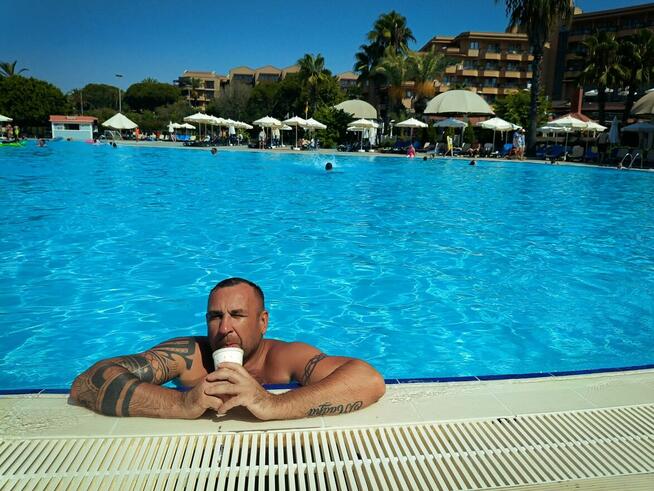 Szukam fajnej normalnej kobiety