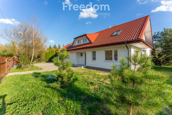 Dom z Kominkiem i Lasem za Progiem – Żelechów!
