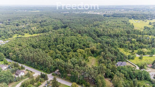 Zielona działka w spokojnej okolicy