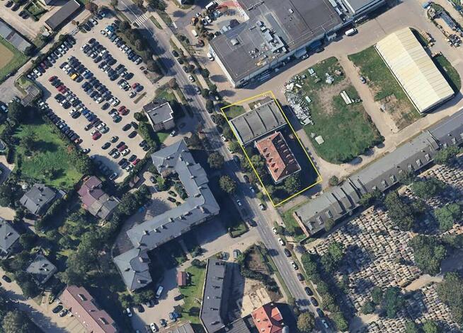 Budynek ze schronem na sprzedaż.