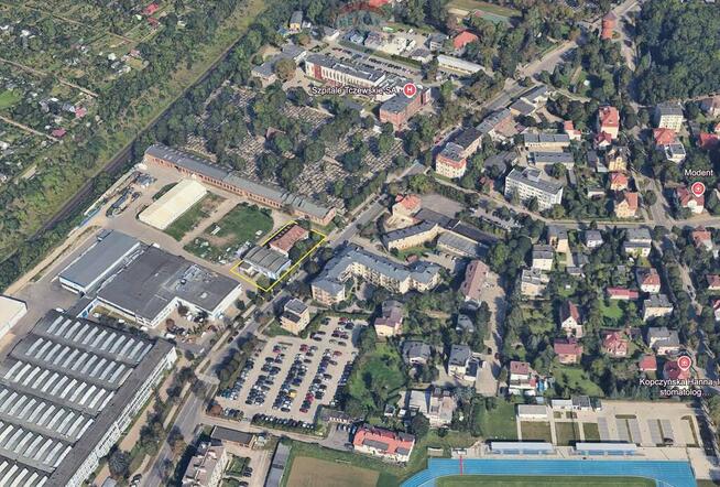 Budynek ze schronem na sprzedaż.