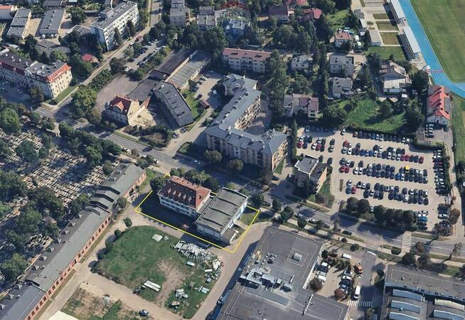 Budynek ze schronem na sprzedaż.