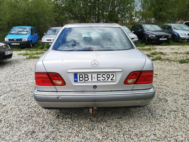 Mercedes E 200 2.0 benzyna nie wygniły na wylot, sprawny Tanie Auta Fasty