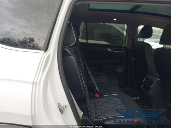 Volkswagen Atlas SEL Premium R-Line 4Motion