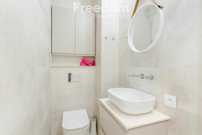 piękne, wysokie, 3 pokojowe po remoncie