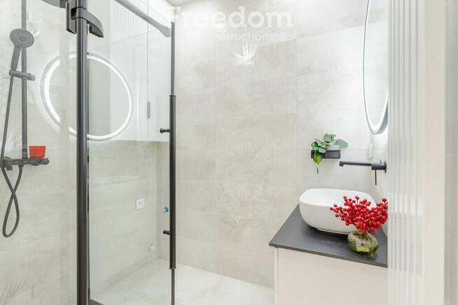 piękne, wysokie, 3 pokojowe po remoncie