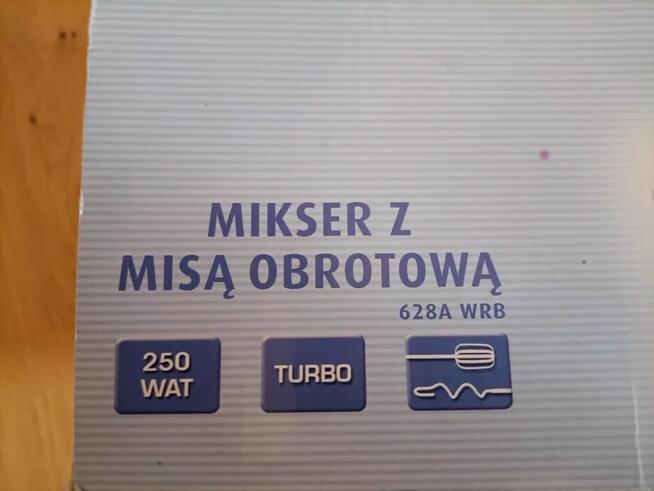 Mikser z misą obrotwa