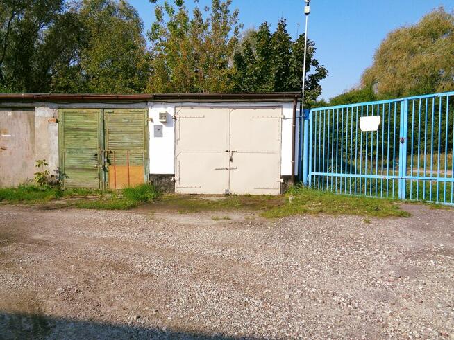 KONIN - SPRZEDAM GARAŻ