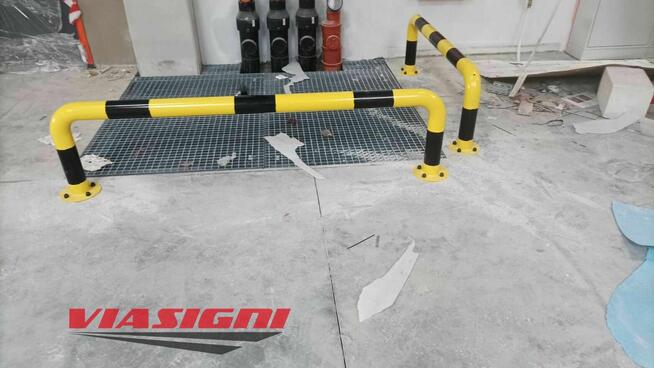 Produkcja i montaż odbojnic przemysłowych ViaSigni