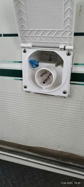 Przyczepa Compass Reflection 510/5 1993 świeżo po remoncie