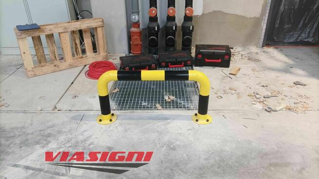 Produkcja i montaż odbojnic przemysłowych ViaSigni