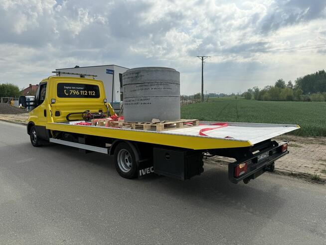 Laweta Holowanie Autostrada A4 Transport maszyn pomocdrogowa