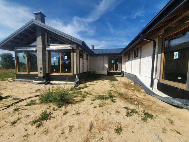 okna drewniane, okna pcv, okna aluminiowe, drzwi wejściowe