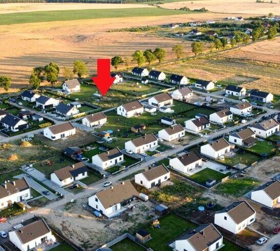 Sprzedam działkę budowlaną w Szydłowie