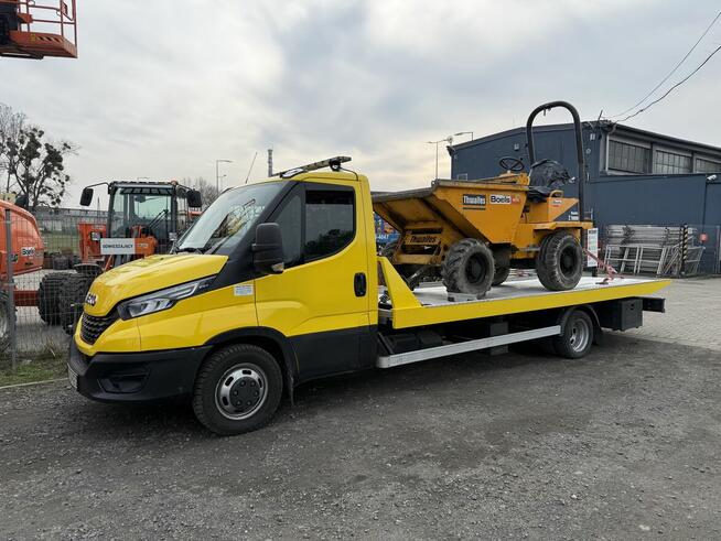 Laweta Holowanie Autostrada A4 pomocdrogowa transport maszyn