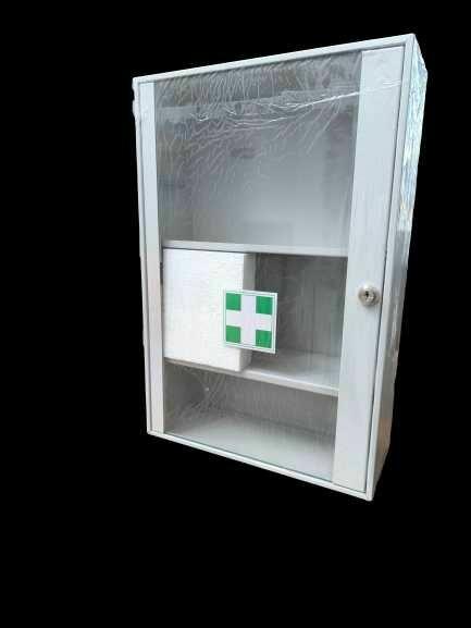 Metalowa apteczka ścienna AP3 – do firm, urzędów i instytucji