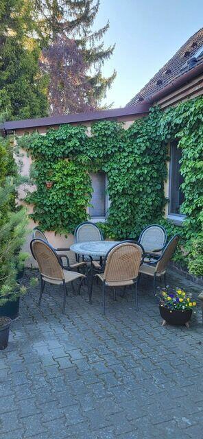 Atrakcyjny dom rodzinny plus mieszkanie wakacyjne w niskiej