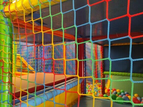 Małpi gaj -plac zabaw dla dzieci