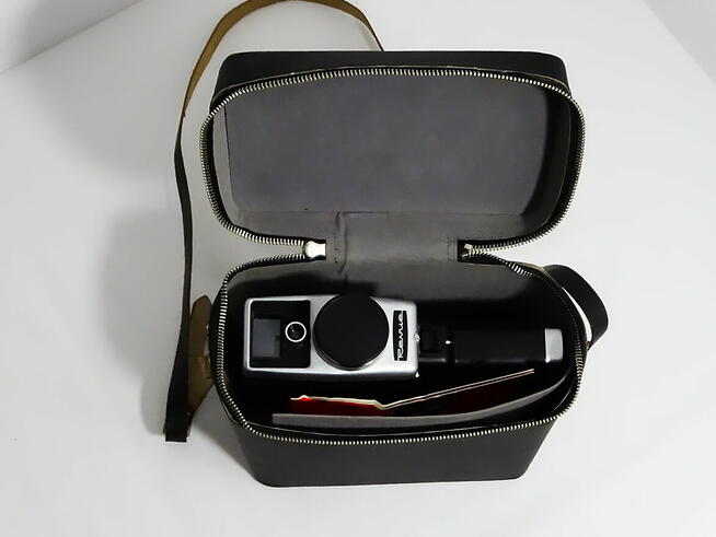 Kamera analogowa Revue Automatic Super 8 - 225