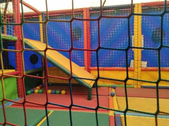 Małpi gaj -plac zabaw dla dzieci