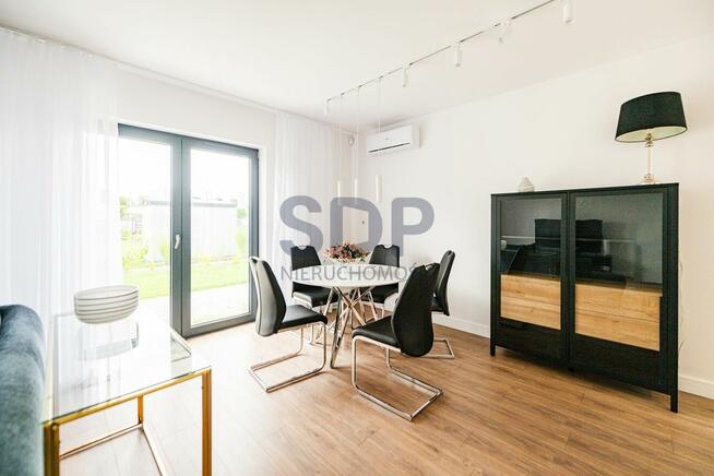 Dom Bielany Wrocławskie, Teatralna