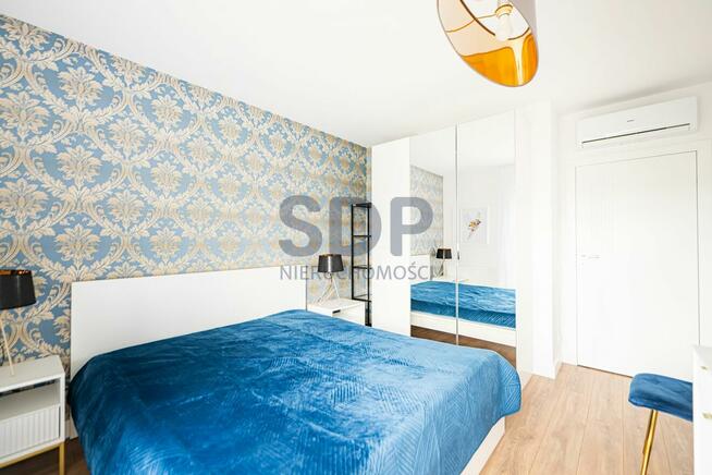 Dom Bielany Wrocławskie, Teatralna