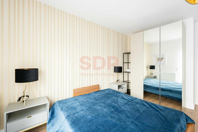 Dom Bielany Wrocławskie, Teatralna