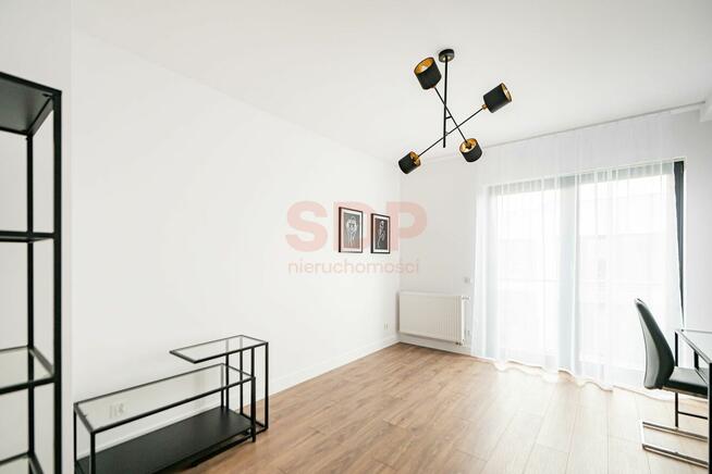 Dom Bielany Wrocławskie, Teatralna