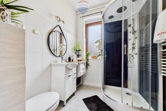 Klimatyczne duże mieszkanie z ogródkiem i garażem