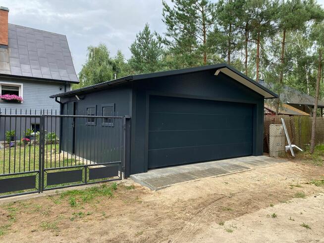 Garaże blaszane z płyty warstwowej