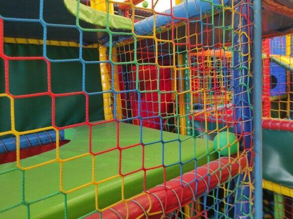 Małpi gaj -plac zabaw dla dzieci